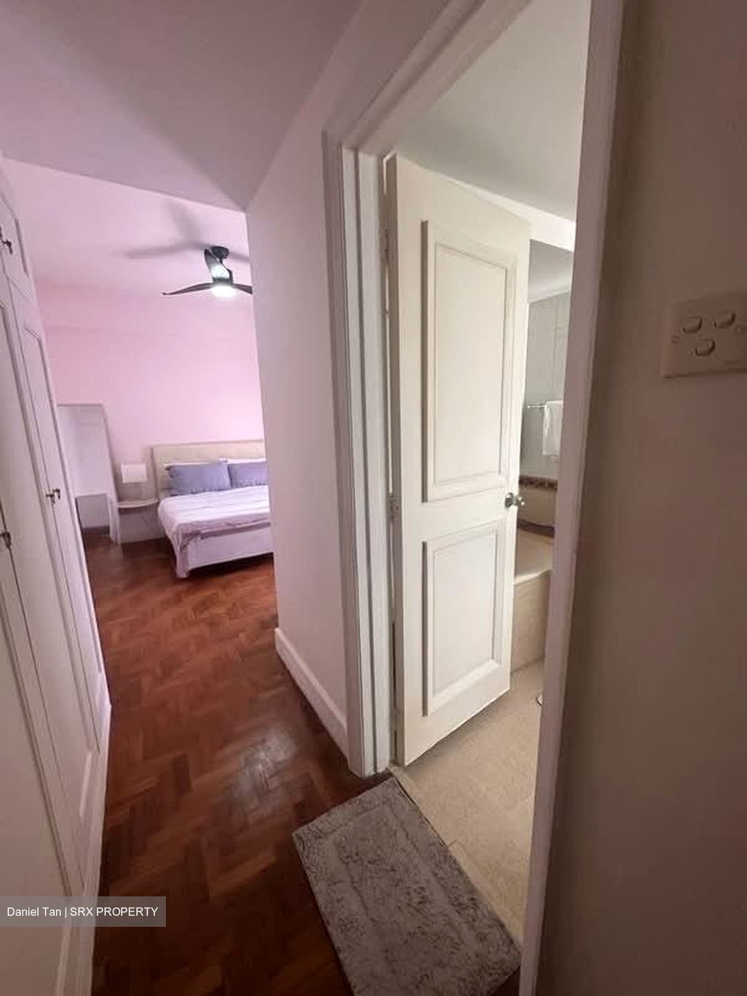 Parkview Apartments (D23), Apartment #554795711